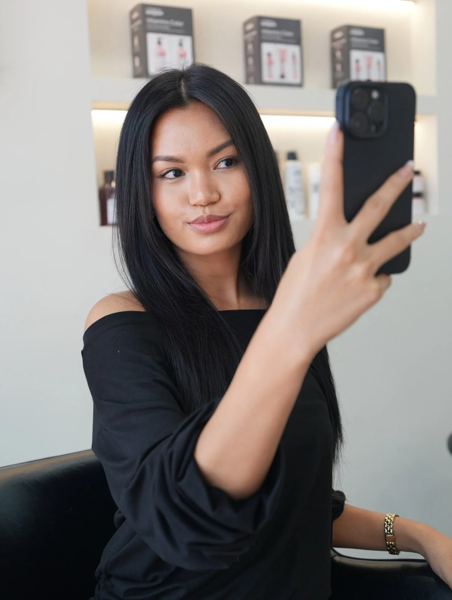 Fresh hair days are better than anything else ✨

Tap the link in bio to book your next visit at SHO Hair Studio.
.
.
.
#PerthHair #PerthHairSalon #GoodHairDay #SHOHairStudio