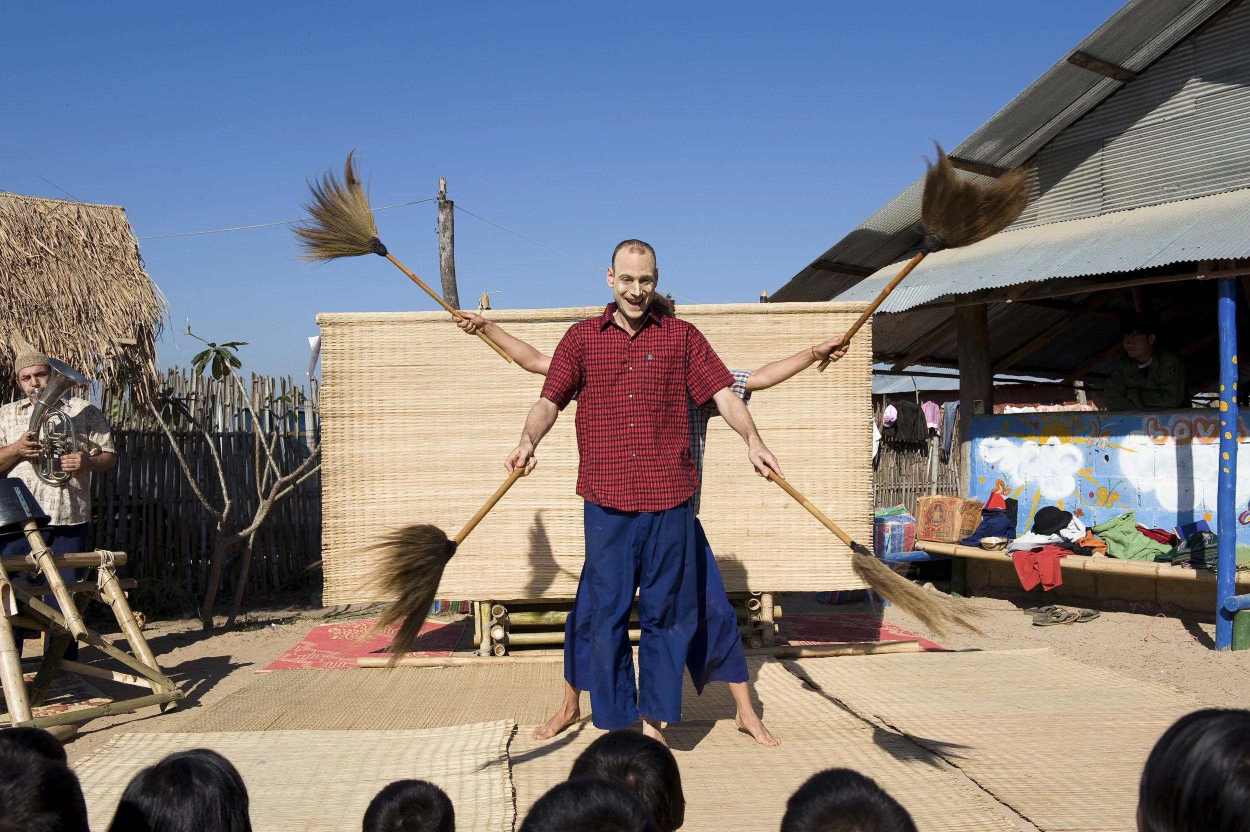 Clowns Sans Frontières - Agape School - Thaïlande