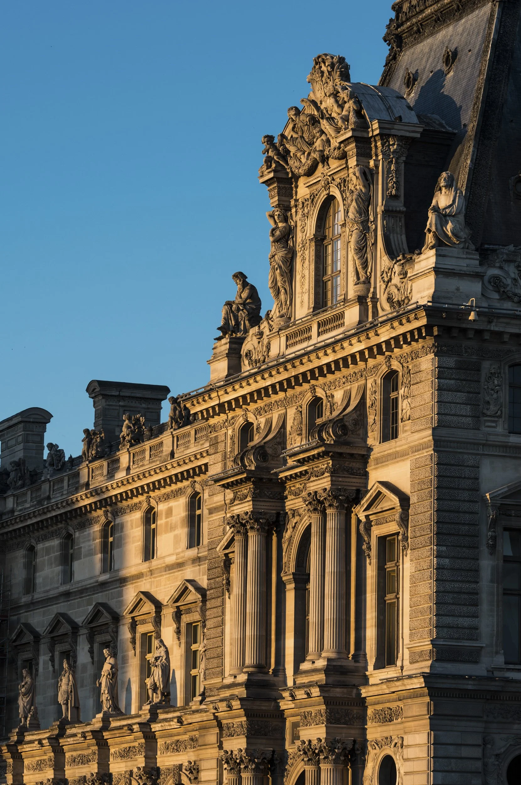 Louvre-Architecture-Exterieure-085.jpg