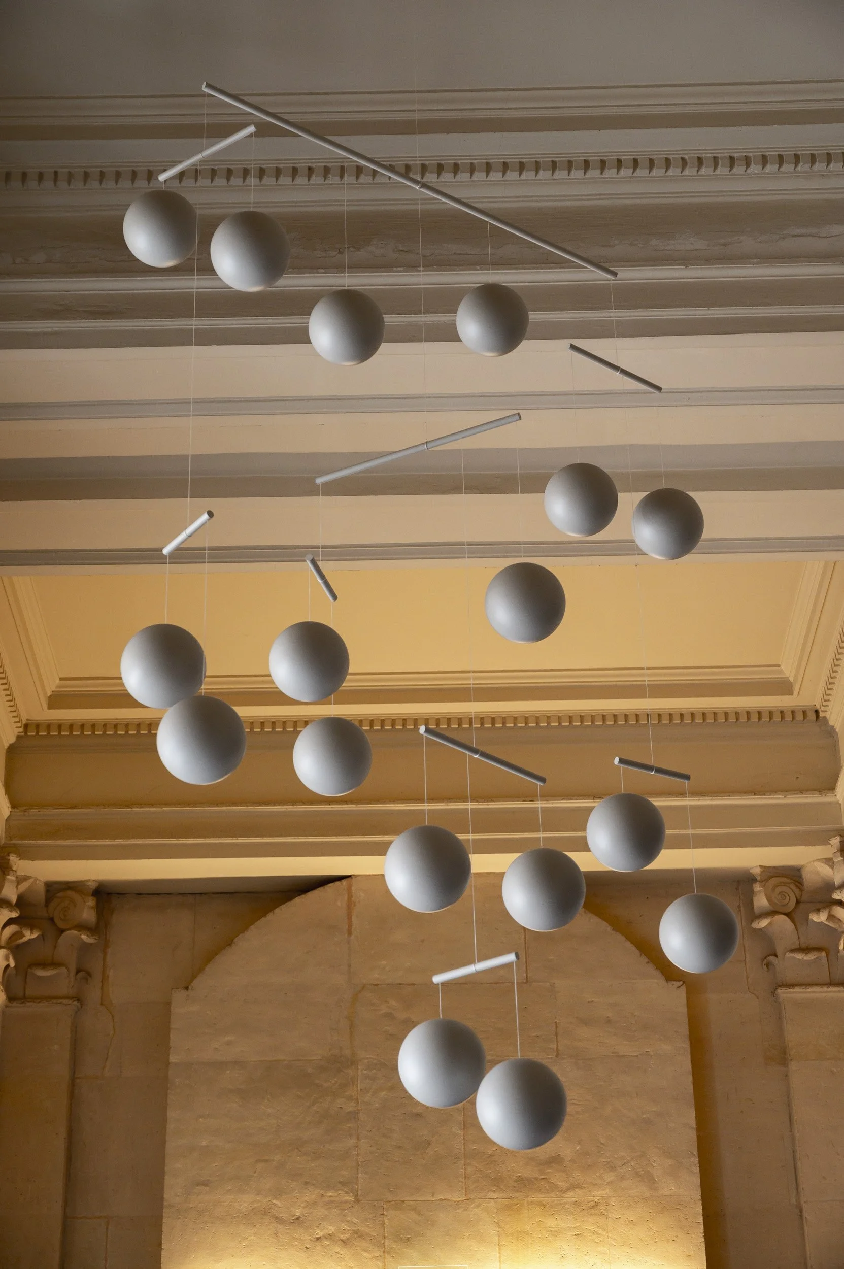 Louvre-OO-Mobile-Xavier-Veilhan-008.jpg