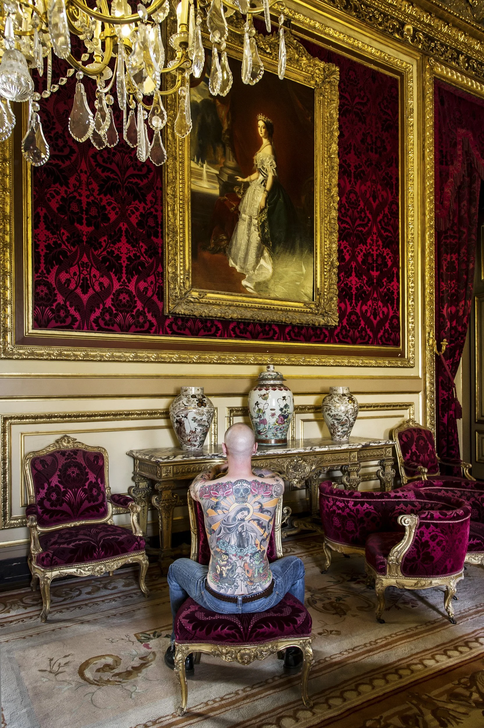 Louvre-Wim-Delvoye-020.jpg