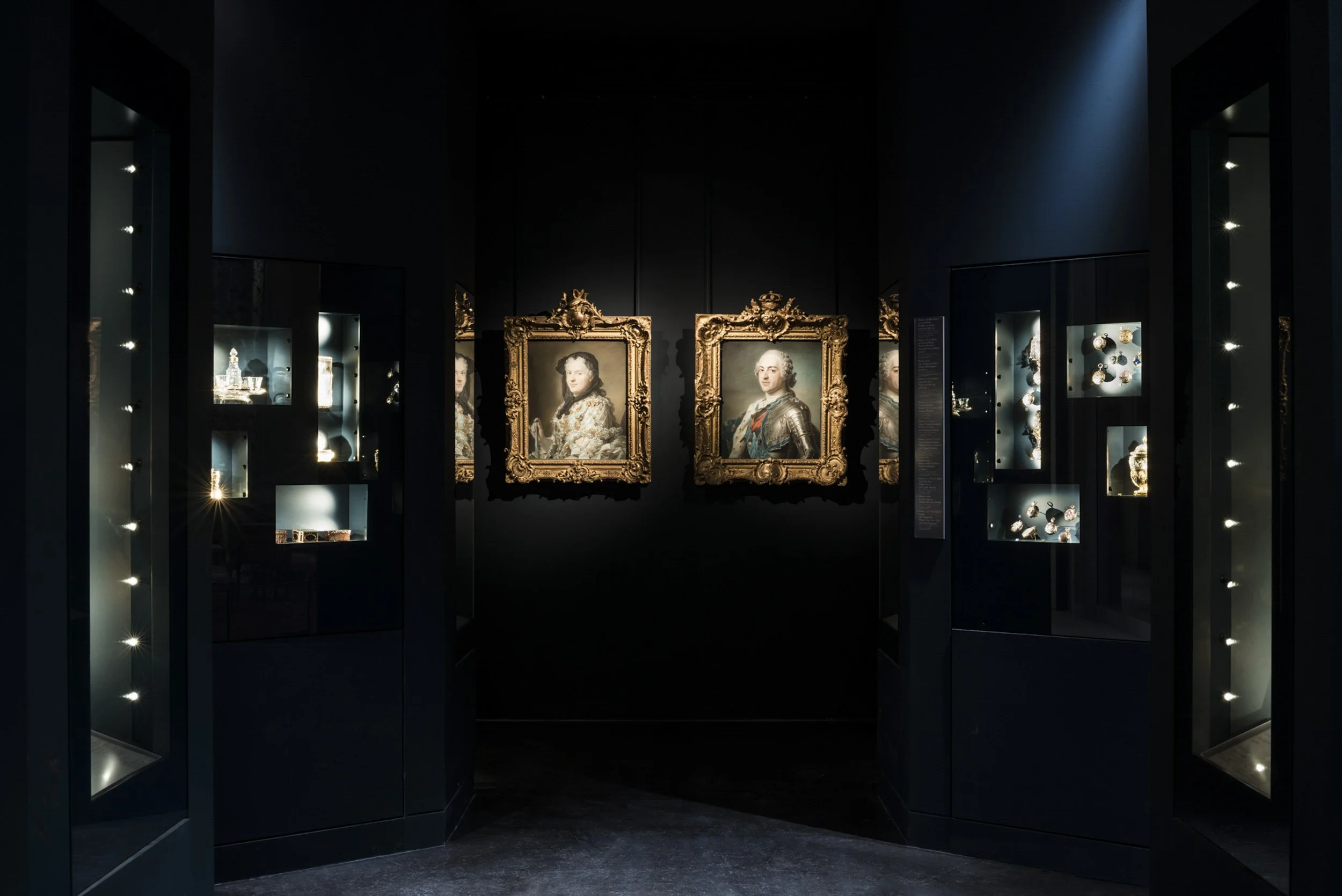 Louvre-OA-Salle44-GalerieLouisXV-001.jpg