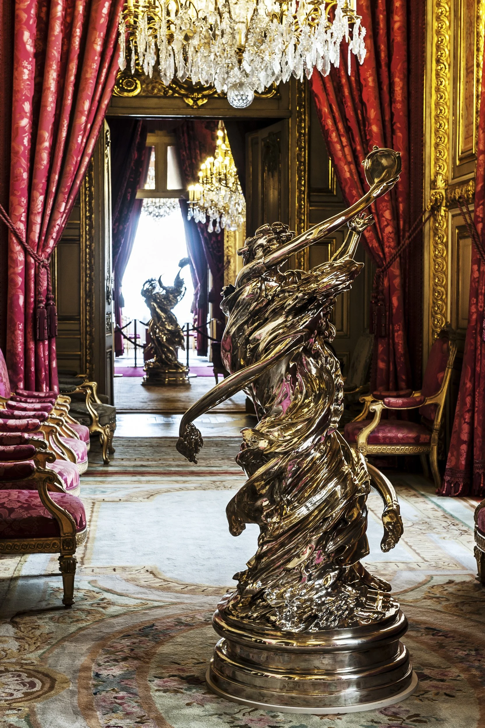 Louvre-Wim-Delvoye-030.jpg