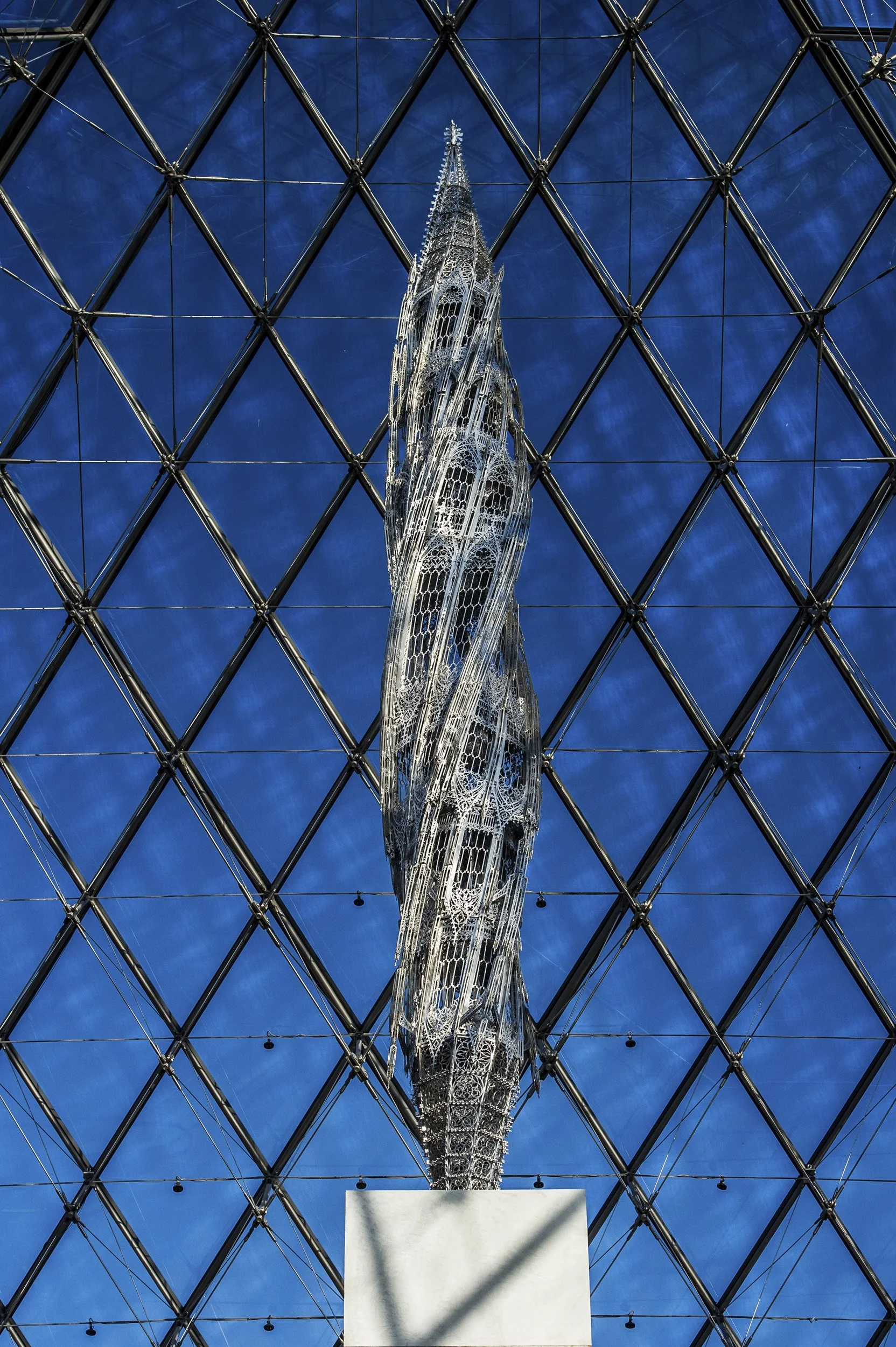 Louvre-Wim-Delvoye-Pyramide-044.jpg