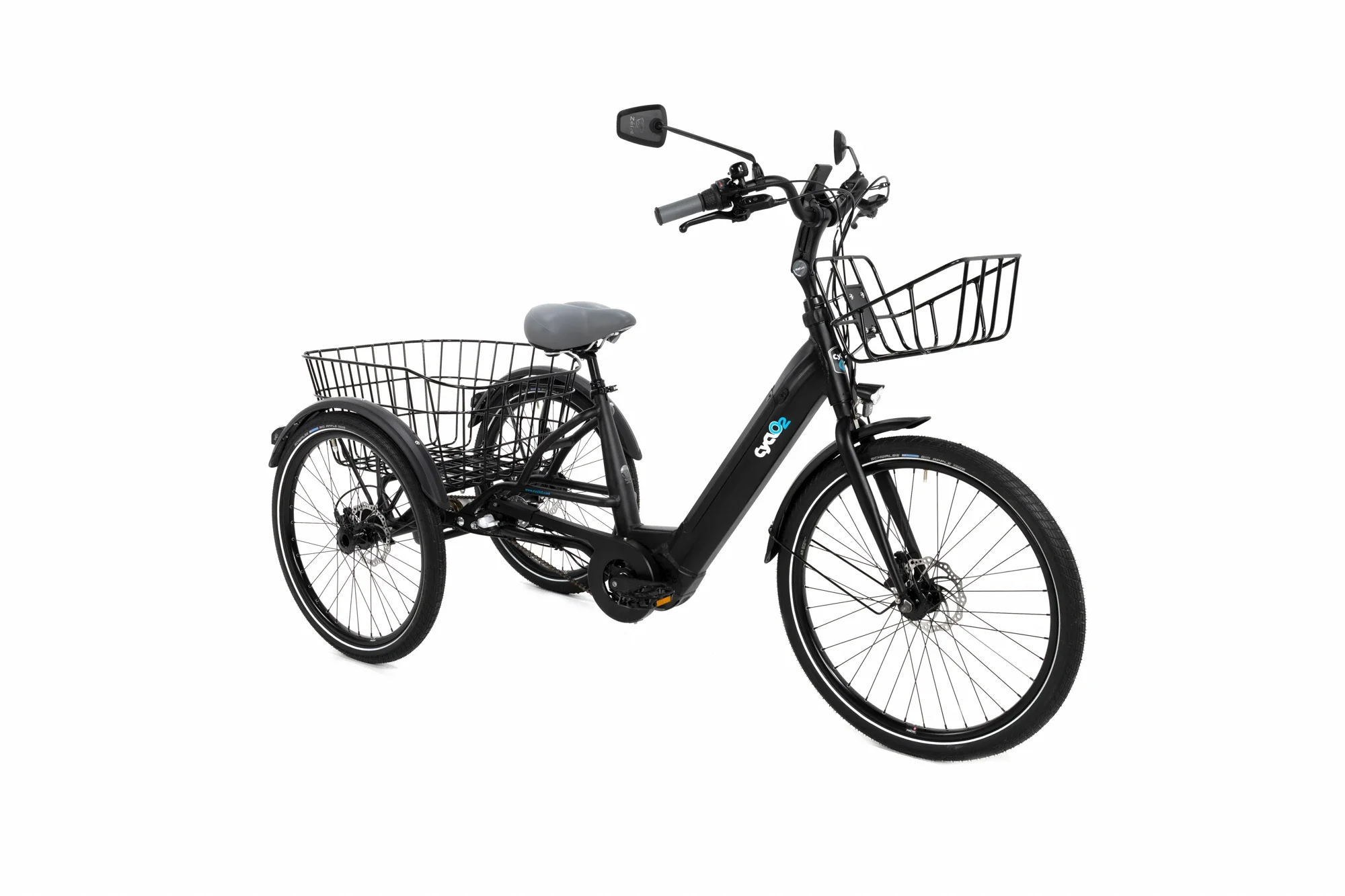 Vélo électrique à trois roues avec panier à l'avant et à l'arrière, cadre noir, marque Gizmo.