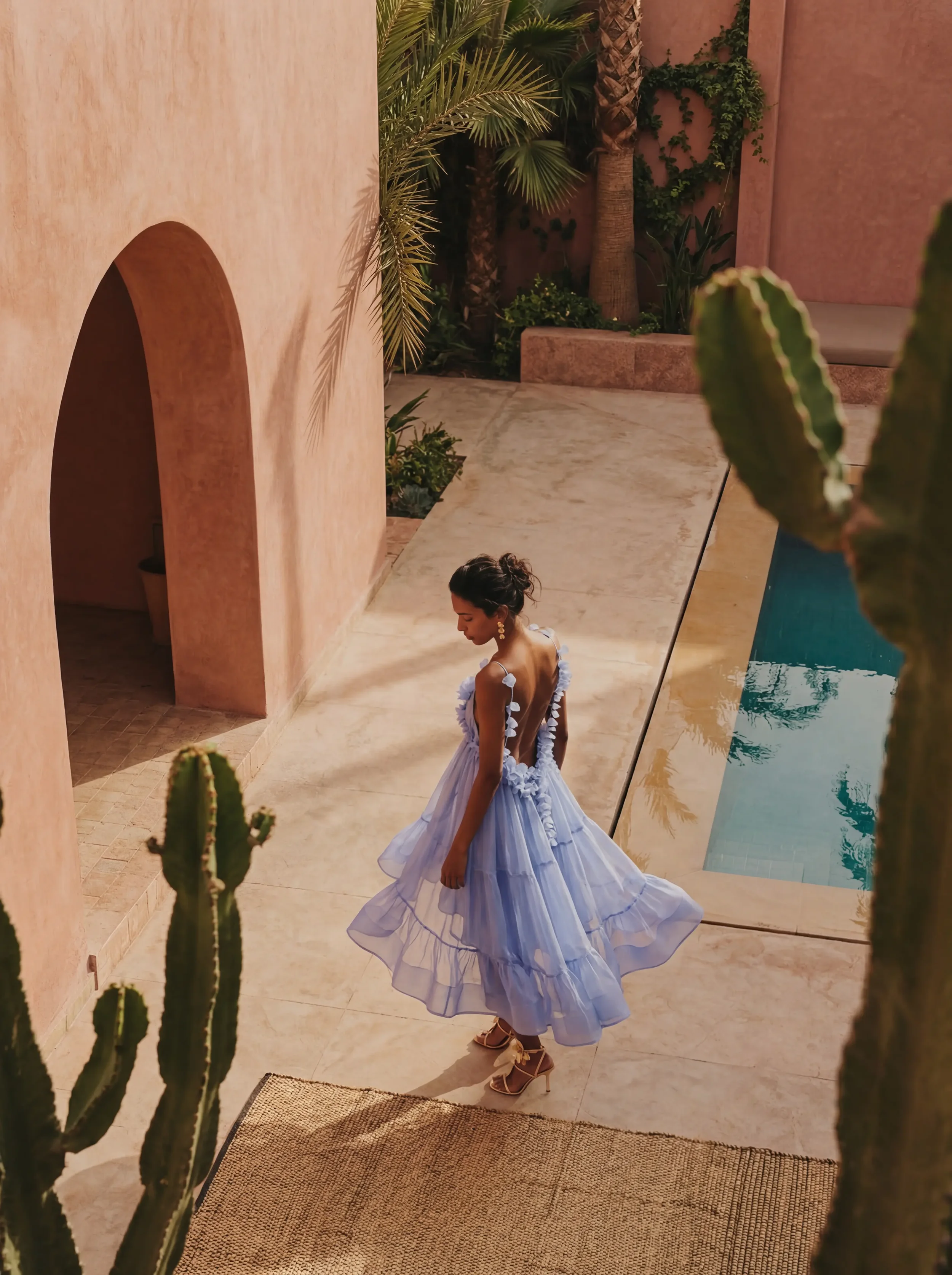 modella virtuale AI shooting campagna moda.webp