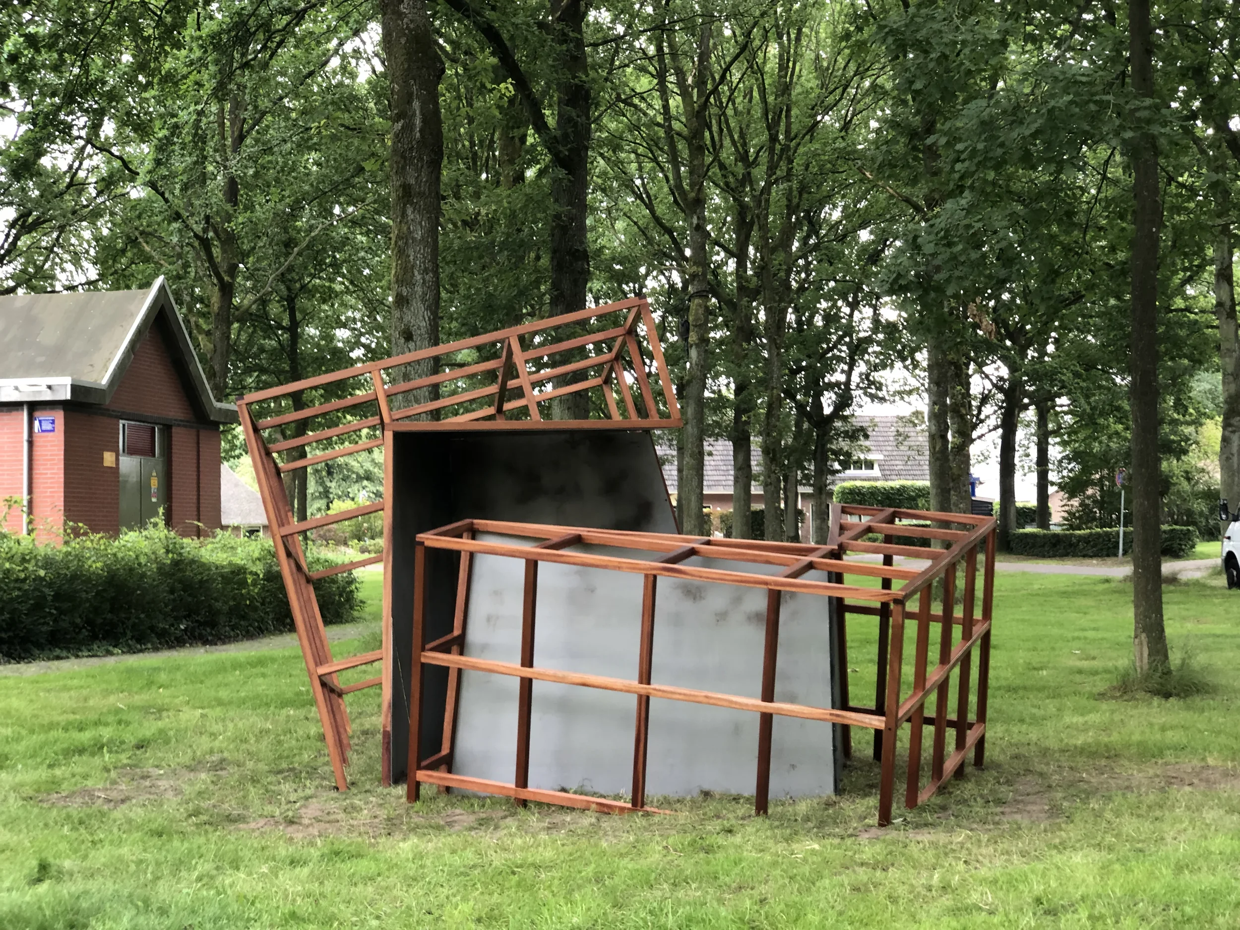 Het gebouwde kunstwerk naar ontwerp van kaos architecture.