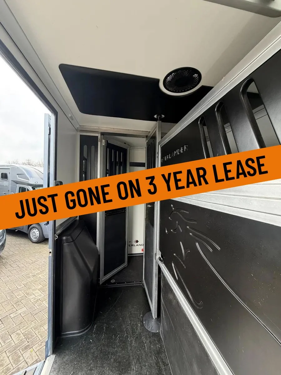 OL_Metallic_Horsebox_New-2025_3-on-lease.jpg