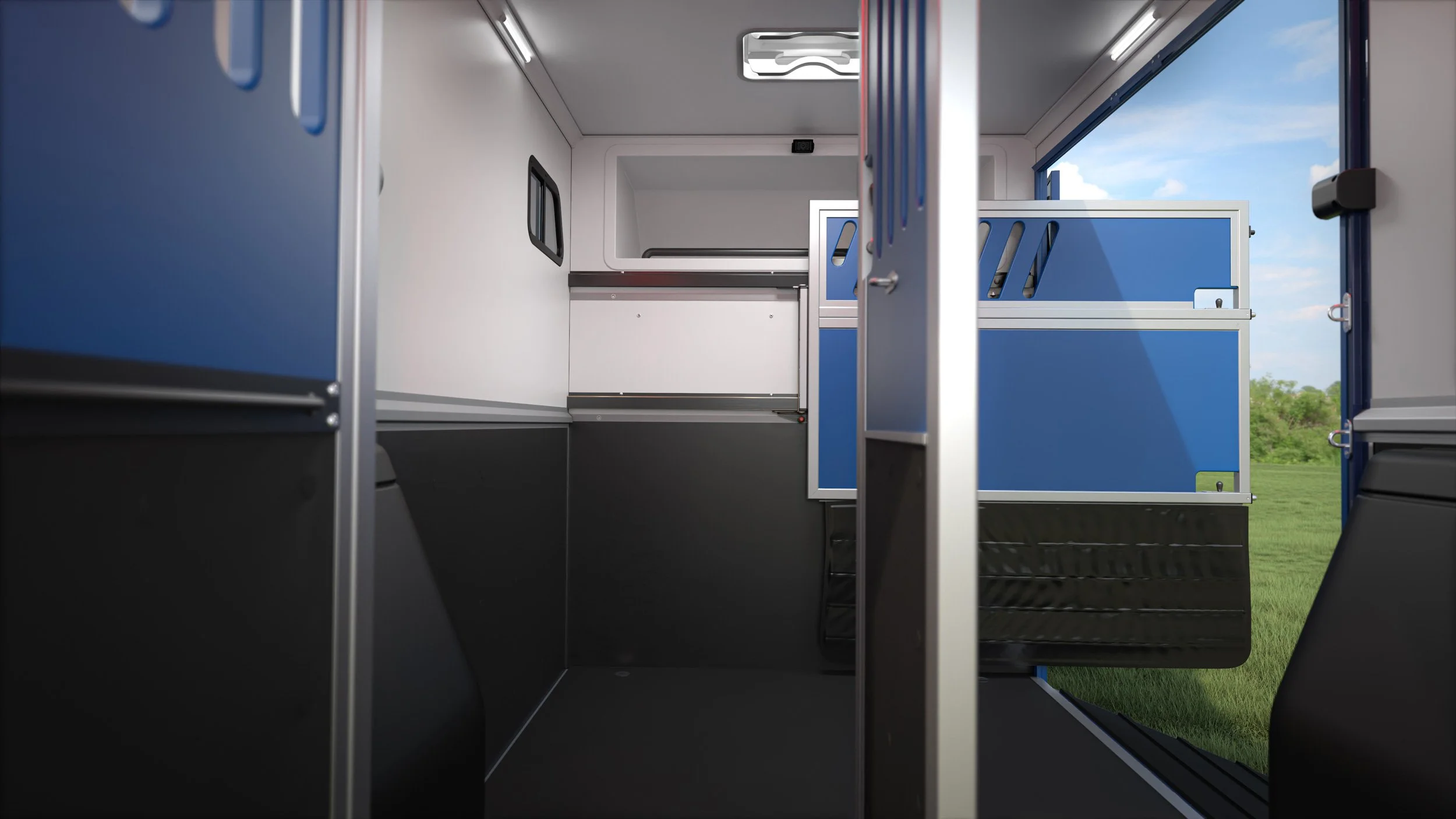 Overlander_Horsebox_interior_1a_high.jpg