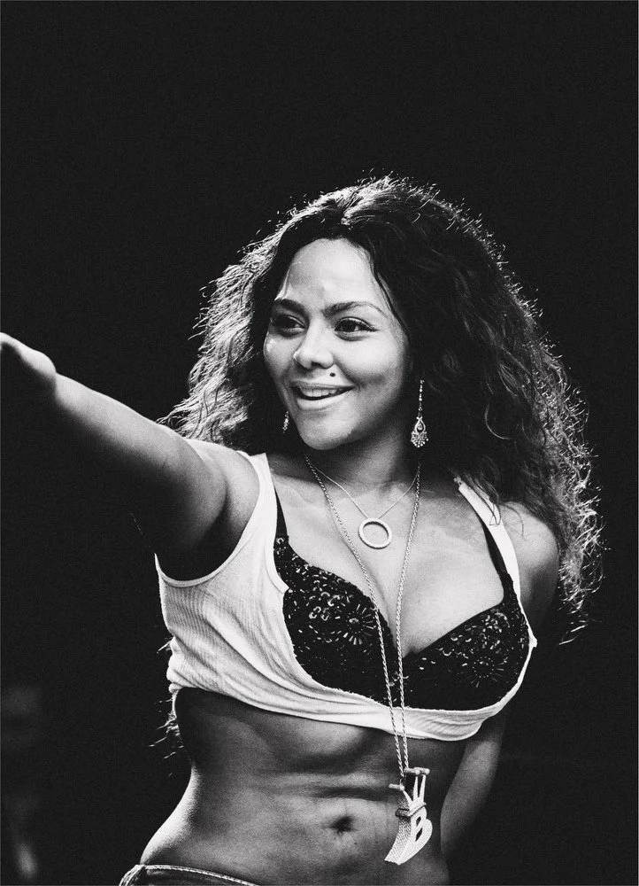 2008_LilKim_DSC3227_30x40.JPG