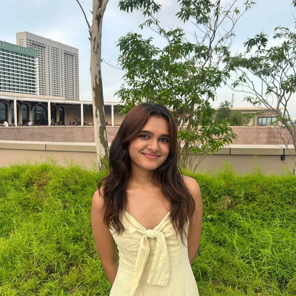 Unnakul Naane with Mruthika