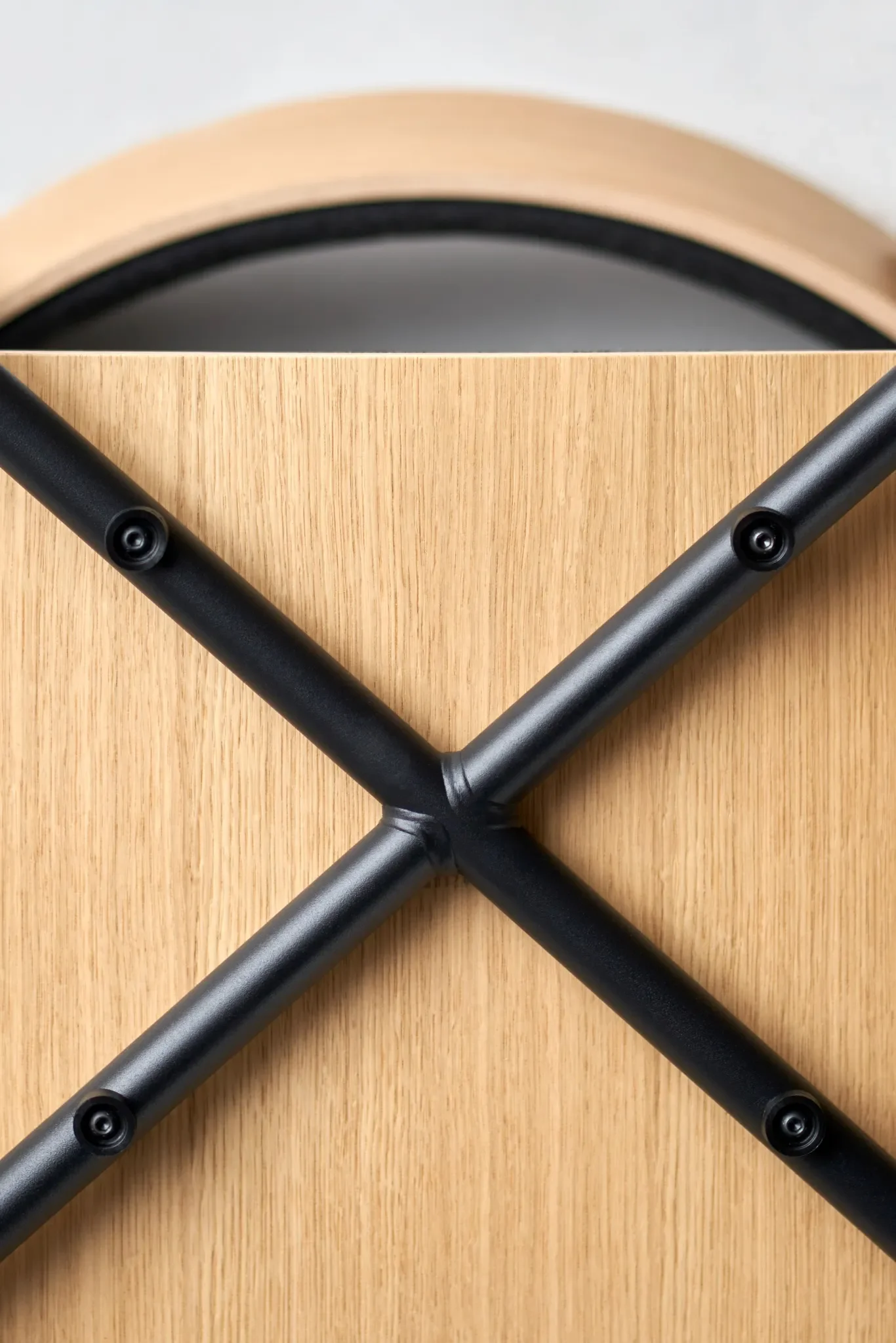 Tiptoe_ETUDE_Chair_Closeup (10)_web.webp