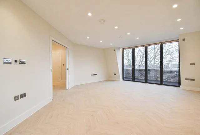 Flat 6 Hamied House - Living Room 3-2.jpeg