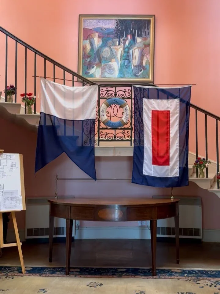 Sharpham house ✨
A September wedding by in South Devon.

There&rsquo;s something quietly cinematic about hosting your wedding at an estate house. Where sweeping grounds, timeworn architecture, and an air of inherited elegance come together. Each hous