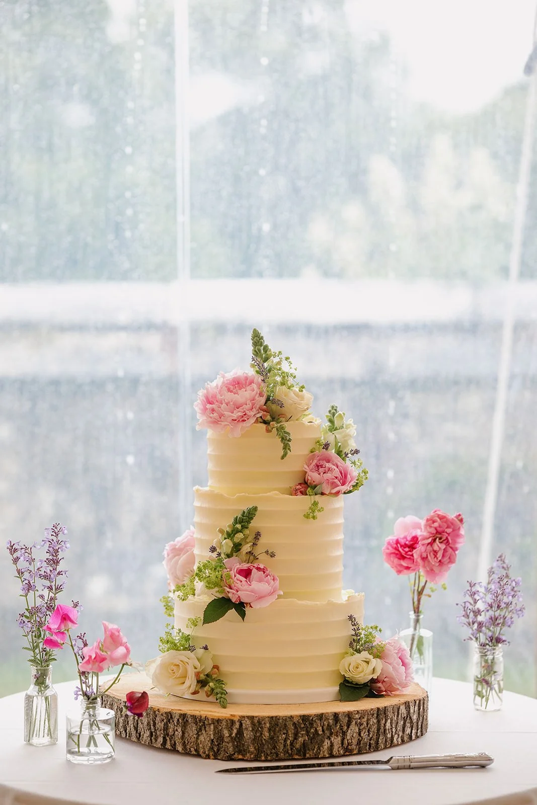 Tide-The-Knot-Hatch-House-Wedding-Marquee-Wedding-On-the-day-Coordination-Wedding-Planning-Rebecca+Sam-Laura Shaw-Photography32.jpg