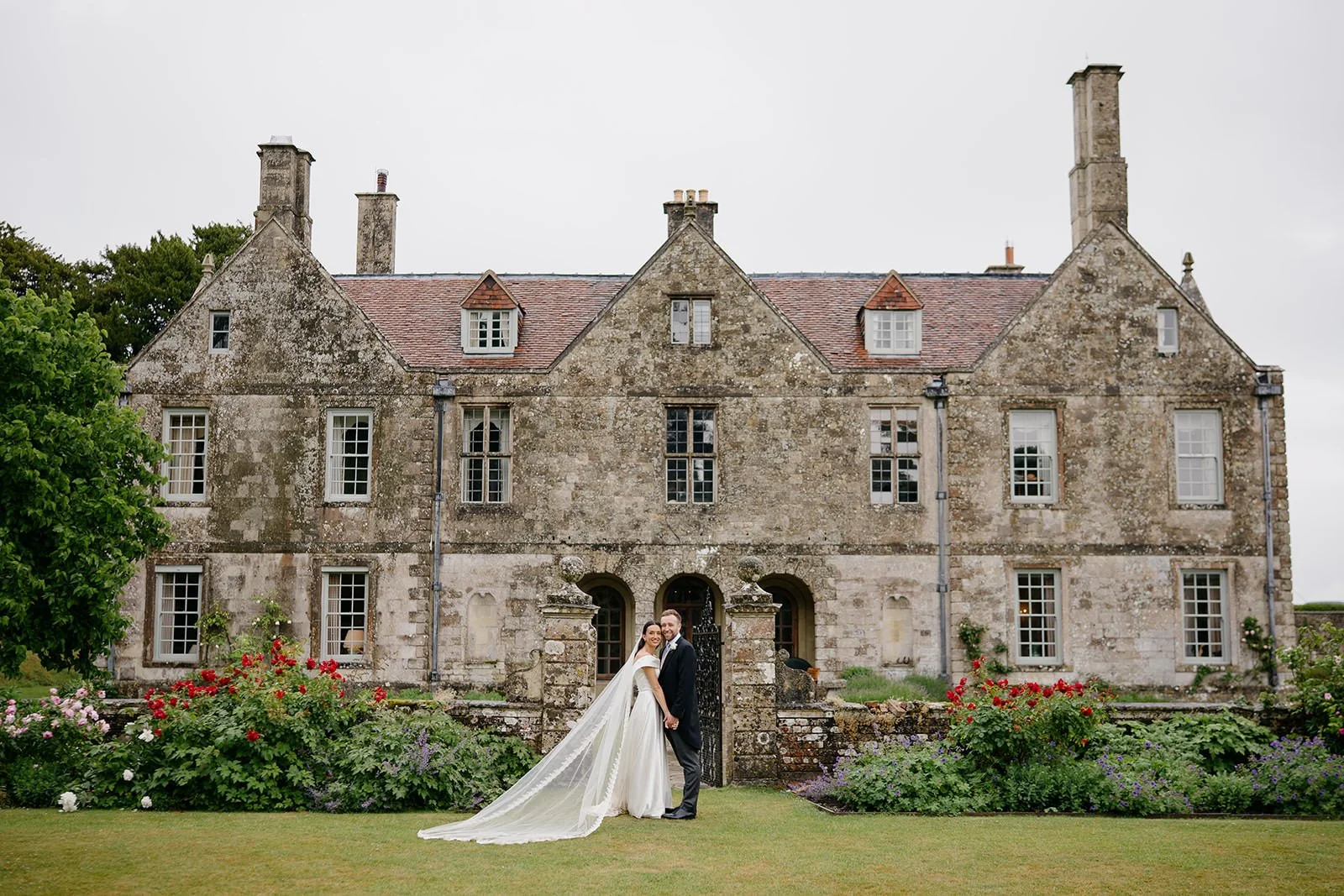 Tide-The-Knot-Hatch-House-Wedding-Marquee-Wedding-On-the-day-Coordination-Wedding-Planning-Rebecca+Sam-Laura Shaw-Photography46.jpg