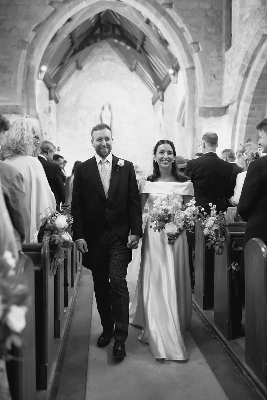 Tide-The-Knot-Hatch-House-Wedding-Marquee-Wedding-On-the-day-Coordination-Wedding-Planning-Rebecca+Sam-Laura Shaw-Photography24.jpg