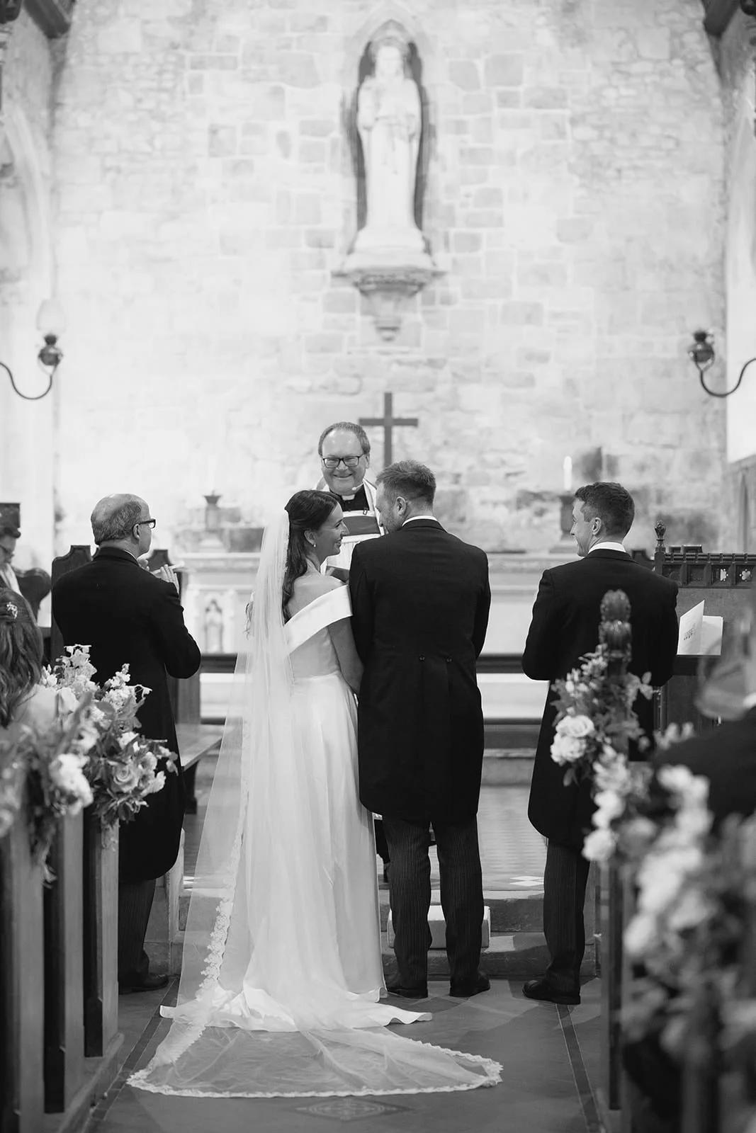 Tide-The-Knot-Hatch-House-Wedding-Marquee-Wedding-On-the-day-Coordination-Wedding-Planning-Rebecca+Sam-Laura Shaw-Photography19.jpg