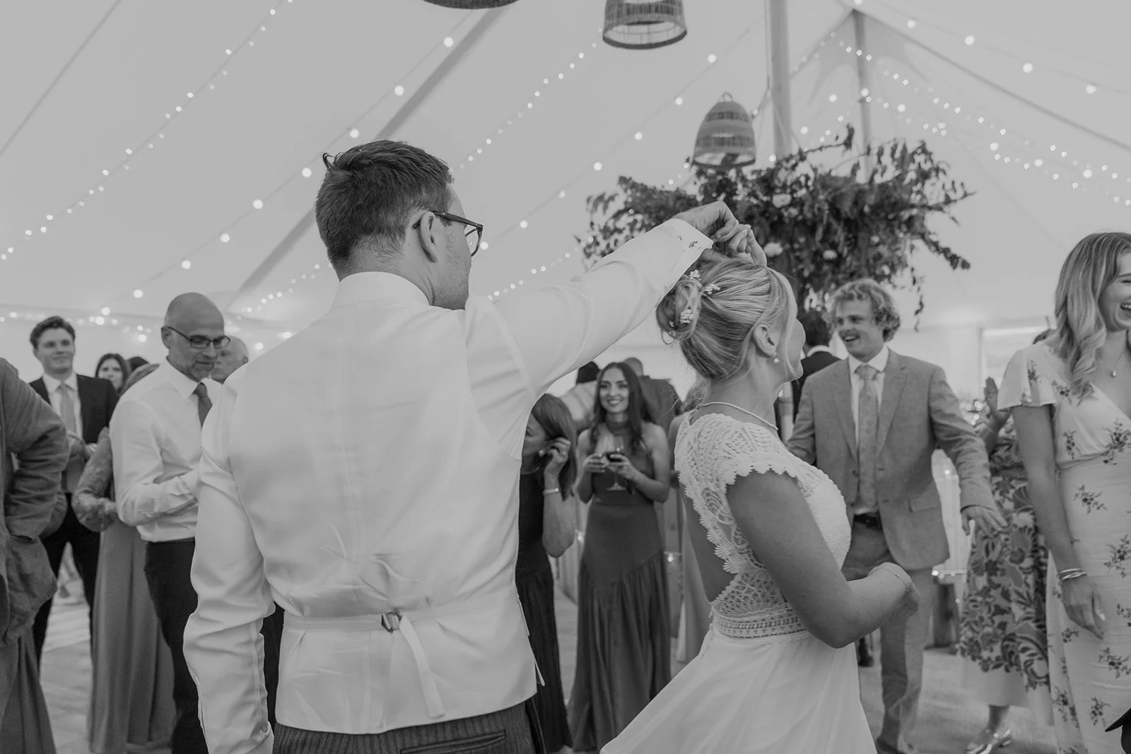 Hannah _26 James Wedding (1276 of 1520).jpg