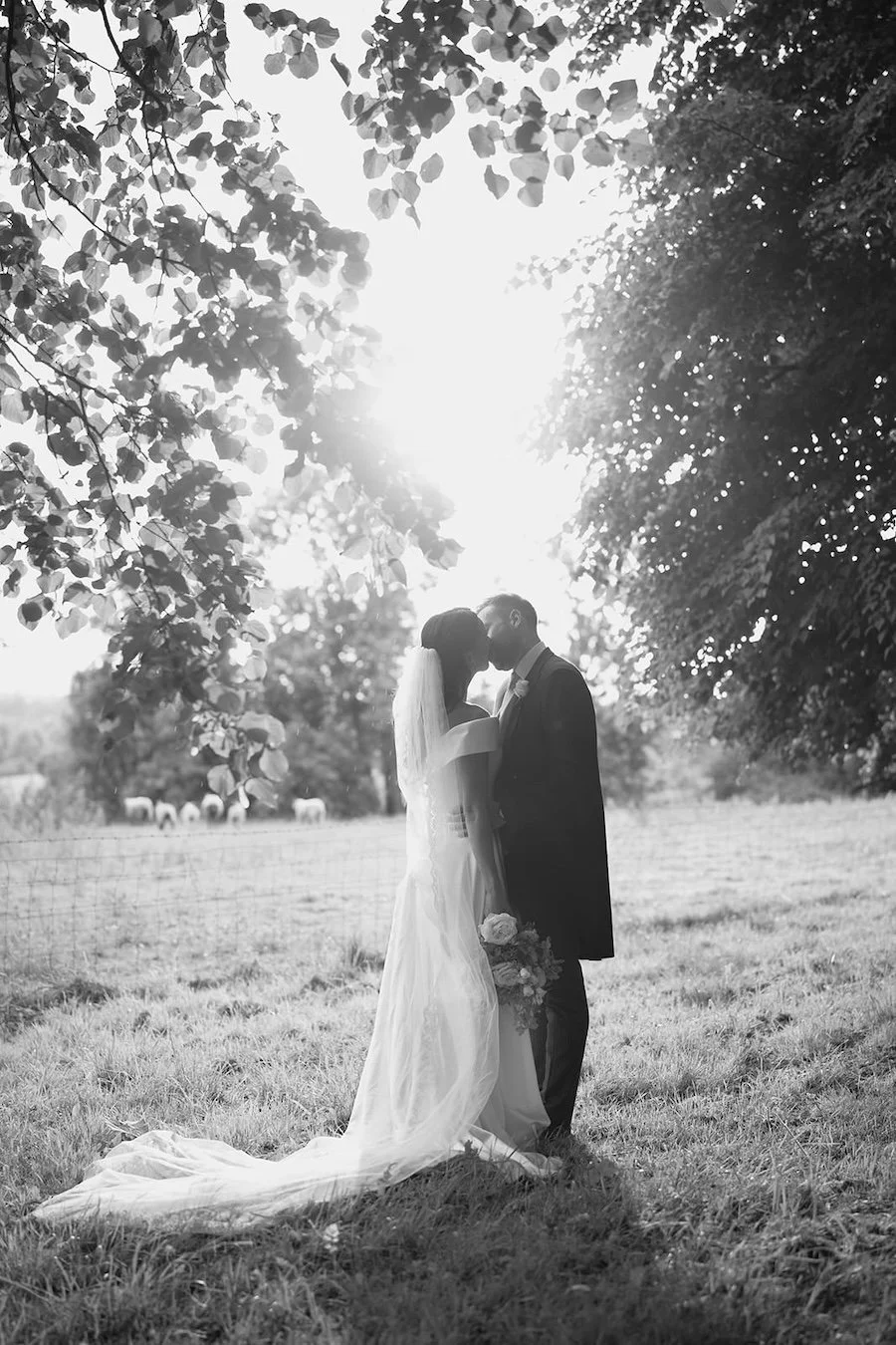 Tide-The-Knot-Hatch-House-Wedding-Marquee-Wedding-On-the-day-Coordination-Wedding-Planning-Rebecca+Sam-Laura Shaw-Photography66.jpg