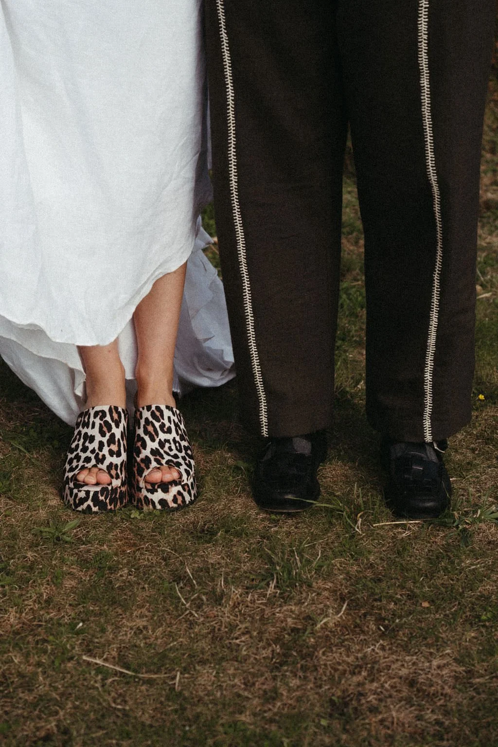 Beacon-Crag-Porthlevan-Weding-Milly+Sam-Rebecca Hook Photography-Marquee-Wedding-On-the-day-Coordination-556.jpg