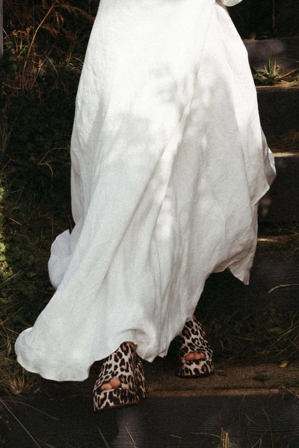 Beacon-Crag-Porthlevan-Weding-Milly+Sam-Rebecca Hook Photography-Marquee-Wedding-On-the-day-Coordination-543.jpg