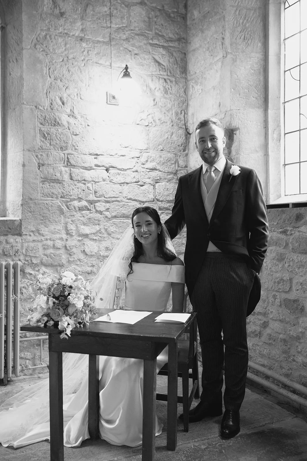 Tide-The-Knot-Hatch-House-Wedding-Marquee-Wedding-On-the-day-Coordination-Wedding-Planning-Rebecca+Sam-Laura Shaw-Photography22.jpg