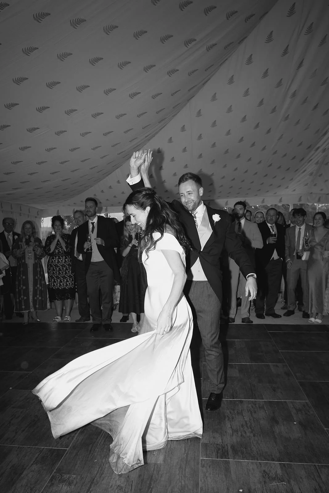 Tide-The-Knot-Hatch-House-Wedding-Marquee-Wedding-On-the-day-Coordination-Wedding-Planning-Rebecca+Sam-Laura Shaw-Photography82.jpg