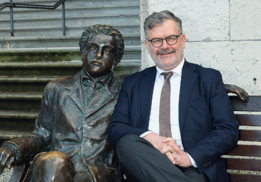 Arzneimittelvielfaltstärkt die Resilienz — Interview mit Dr. Herbert Schwabl