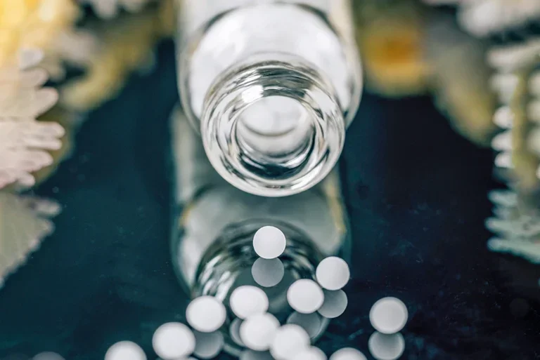 Die moderne Homöopathie: zwischen Herstellungsanforderungen und Tradition