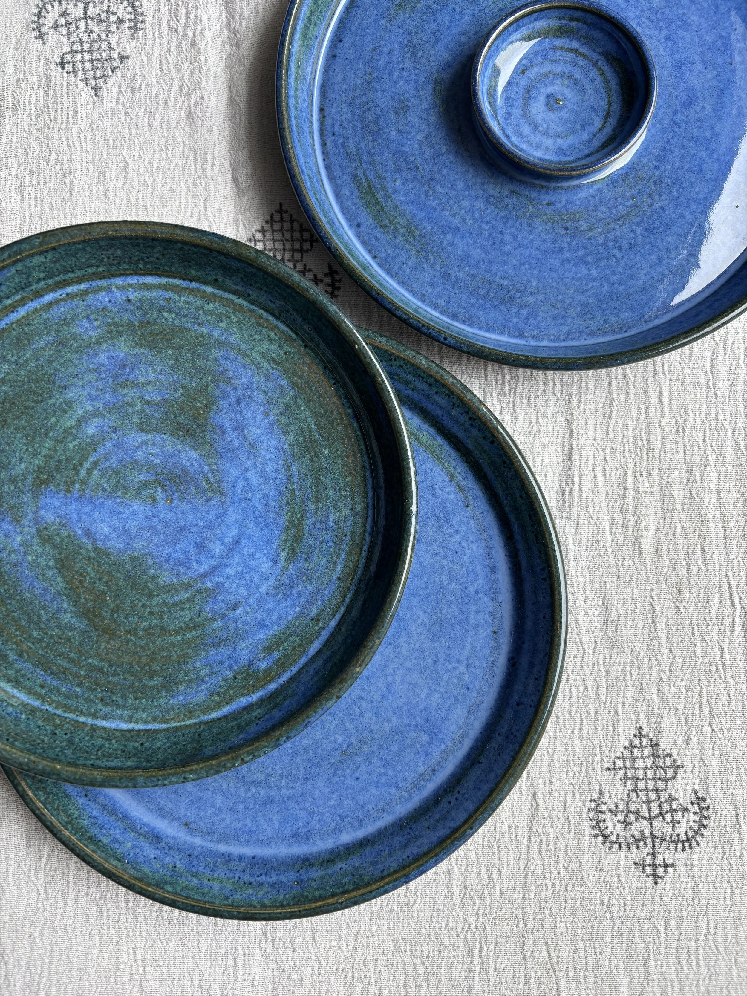 Reactive Glaze Sea Blue Medium Plate