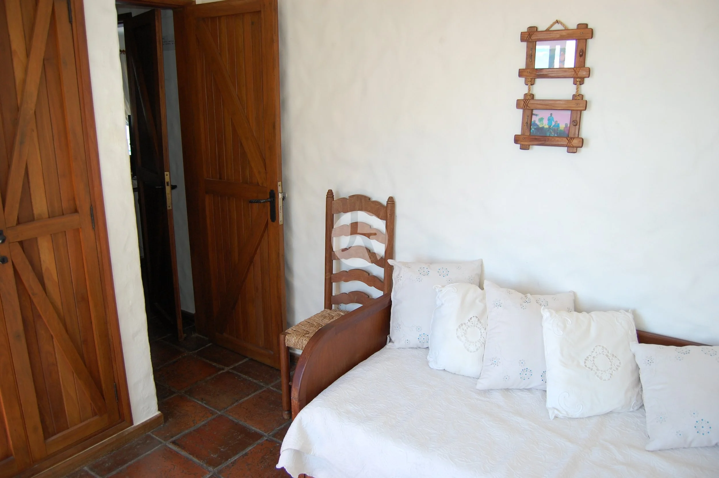 DSC_0006 (2)-watermarked.JPG