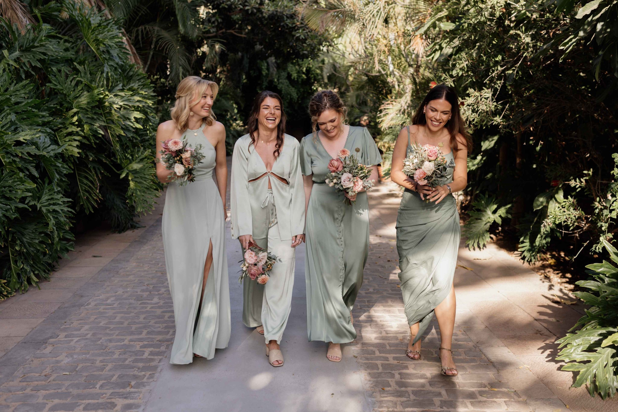 L&V - Licandro Weddings - Tenerife Wedding Planner - Finca Wedding - Tenerife Wedding Photographer - Weddings in Tenerife - Bespoke Wedding in Tenerife-325.jpg