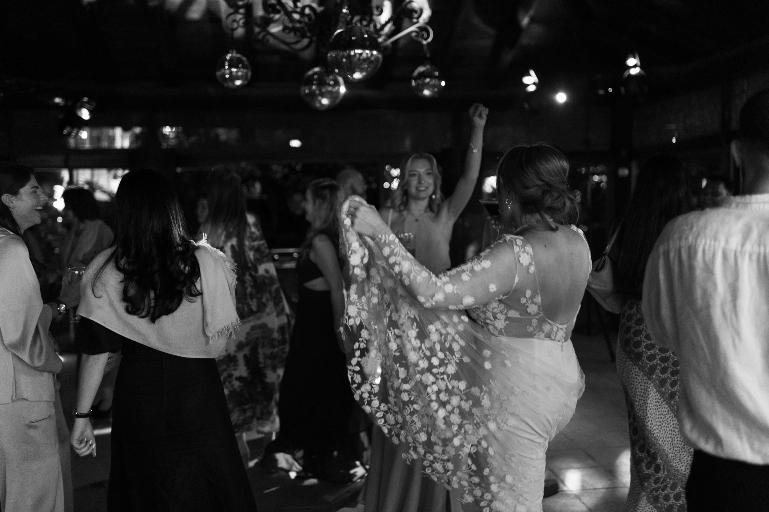 L&V - Licandro Weddings - Tenerife Wedding Planner - Finca Wedding - Tenerife Wedding Photographer - Weddings in Tenerife - Bespoke Wedding in Tenerife-1068.jpg