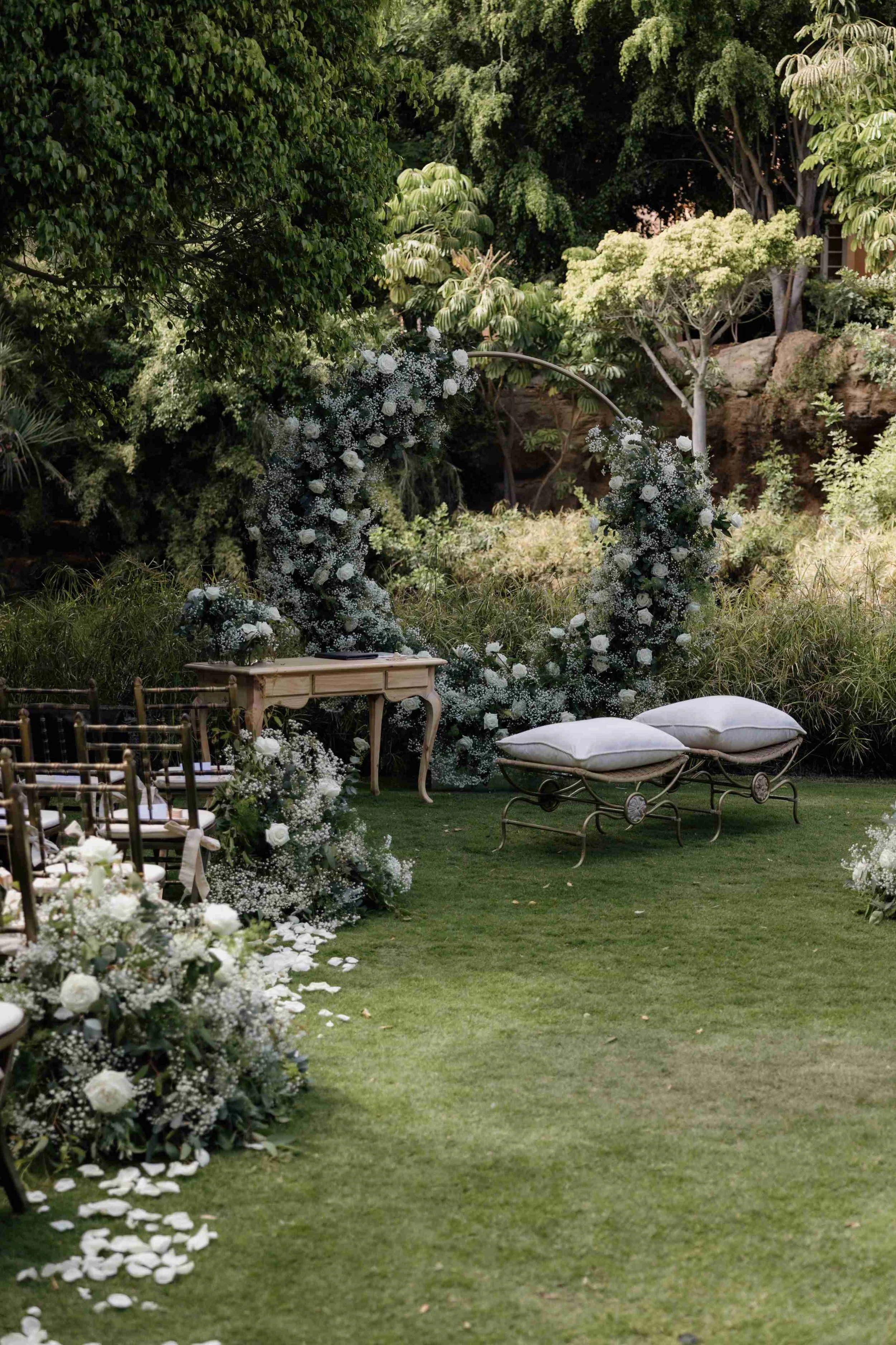 M&R - Licandro Weddings - Tenerife Wedding Planner - Finca Wedding - Tenerife Wedding Photographer - Weddings in Tenerife - Bespoke Wedding in Tenerife-186.jpg