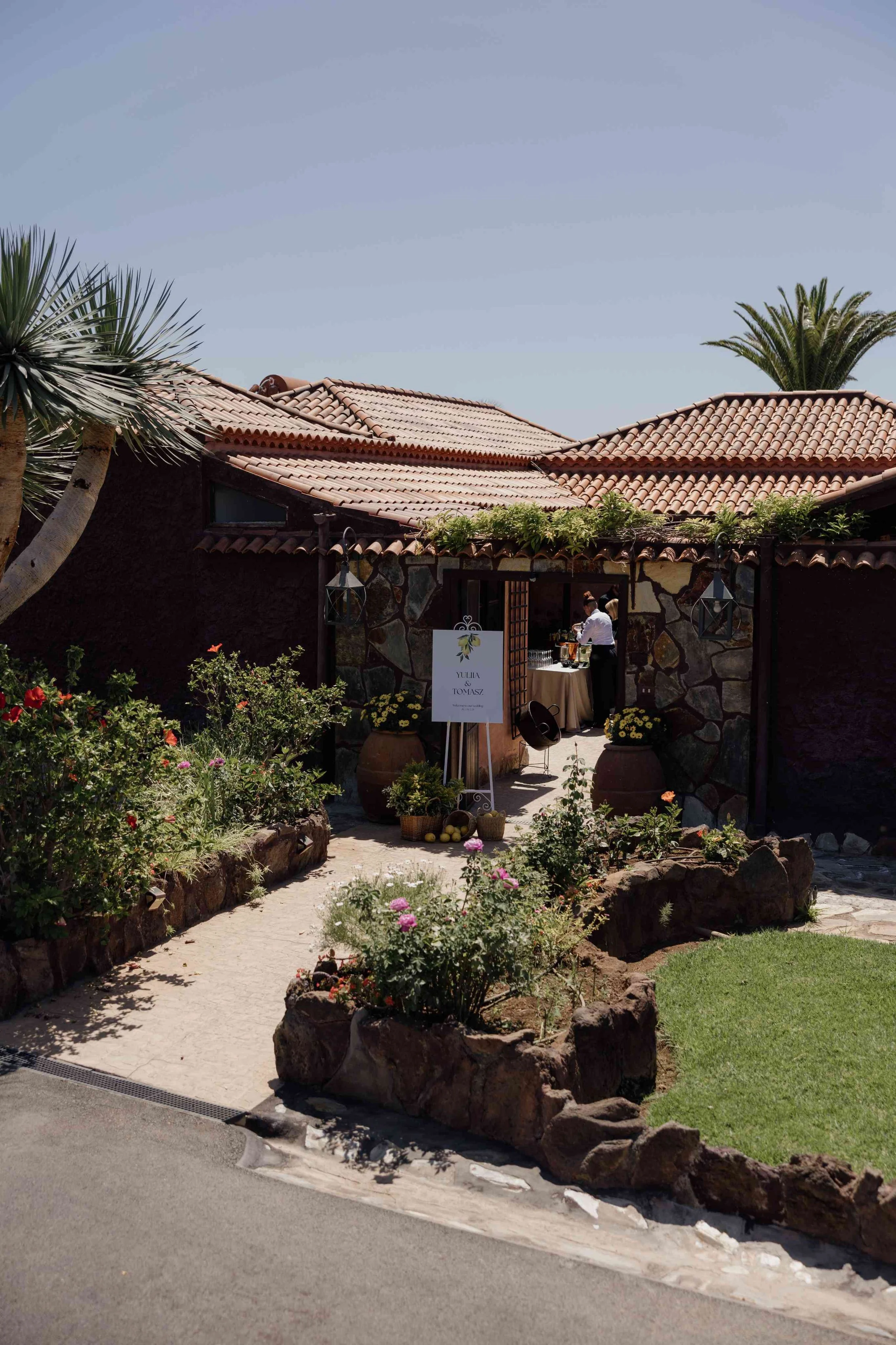 Y&T - Licandro Weddings - Tenerife Wedding Planners - Wedding in Tenerife - Finca Wedding Tenerife - Private Venue Tenerife-105.jpg