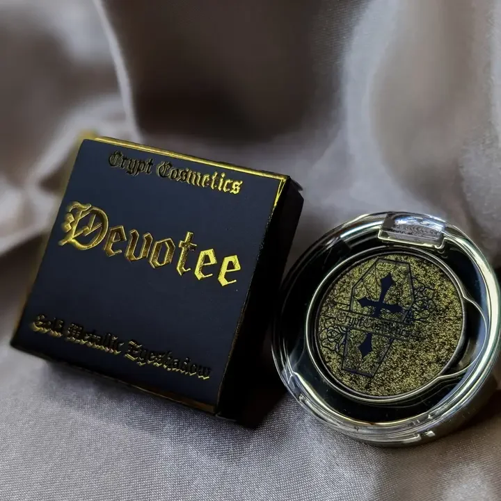 Devotee - Metallic Gold Eyeshadow