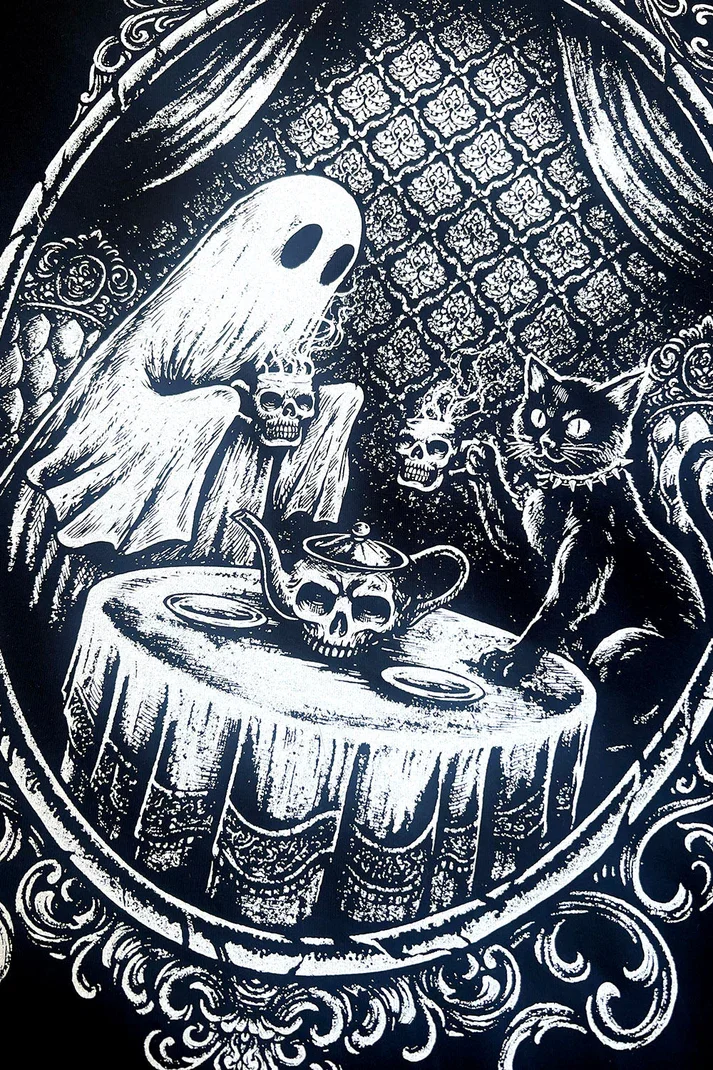 ghost-clothes_f09b7dd2-f019-4bfd-b129-b9f28ef01290.webp