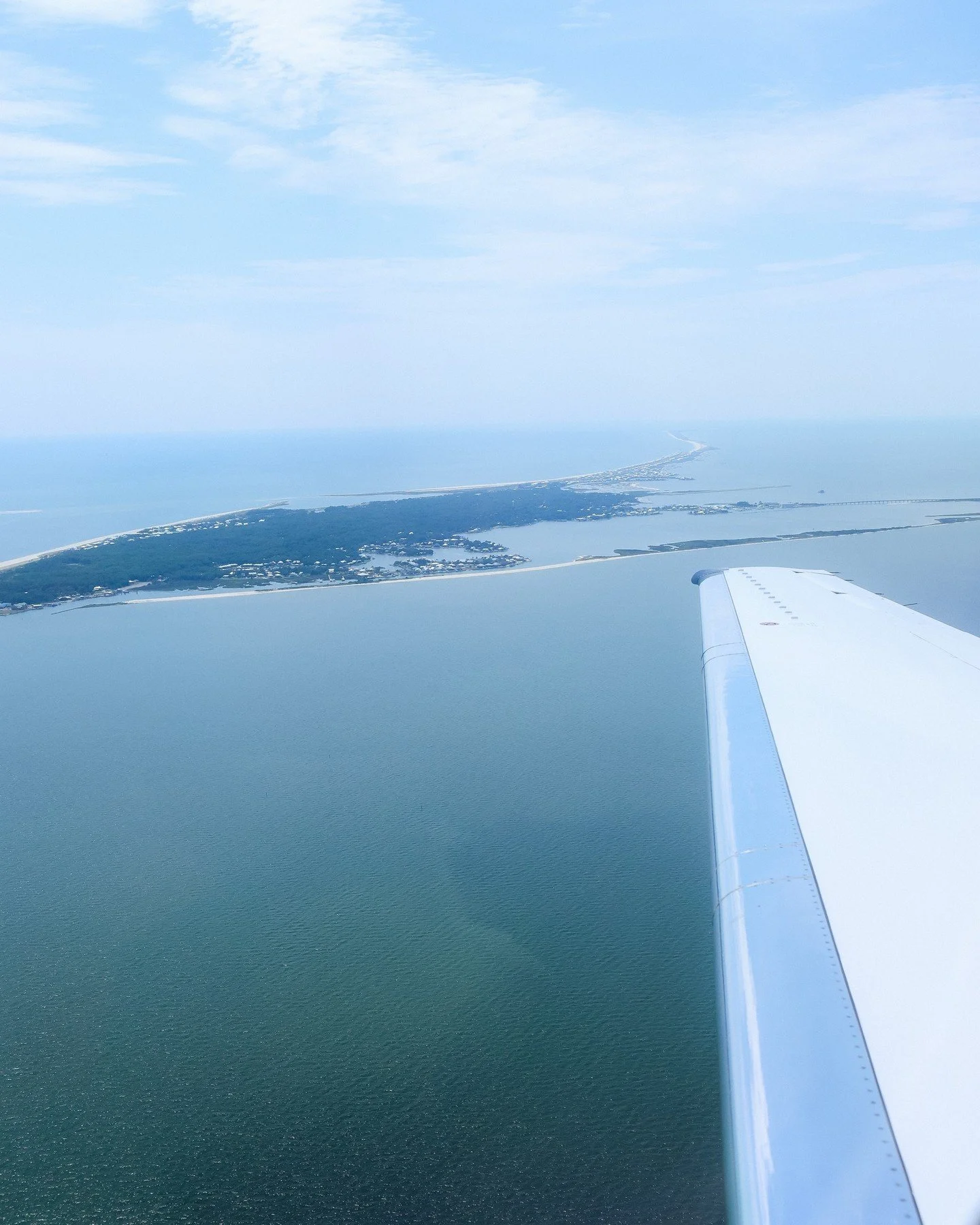 If you&rsquo;ve been waiting for a sign to book your next flight, this is it. Endless blue waters, breathtaking views, and the freedom to go anywhere. Your next adventure starts here 🛫