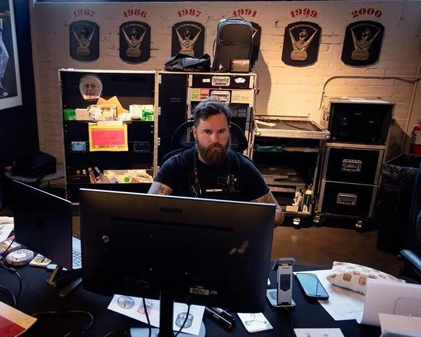 MITCH GEE TOUR MANAGER LONDON