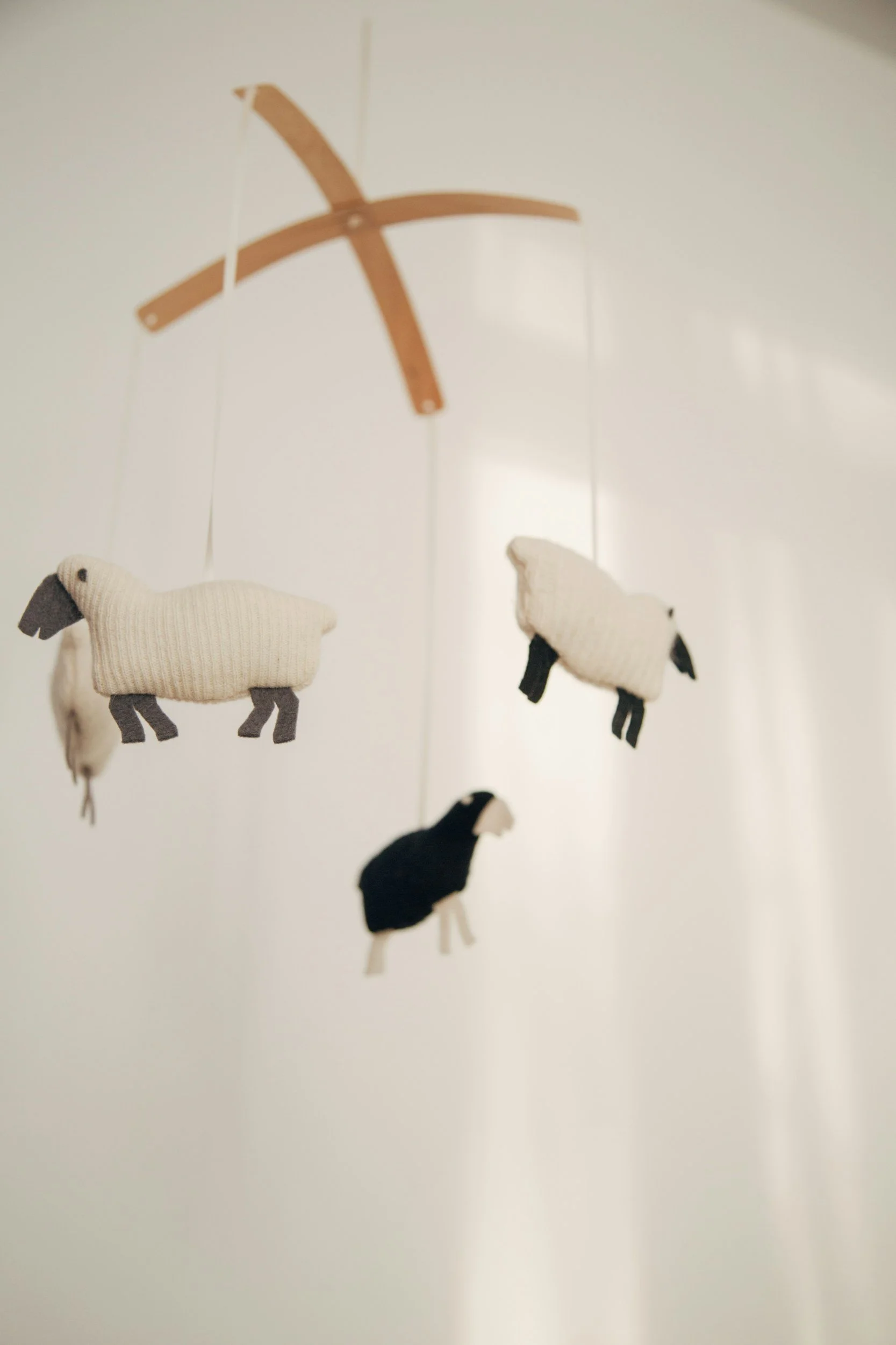 baby crib sheep mobile