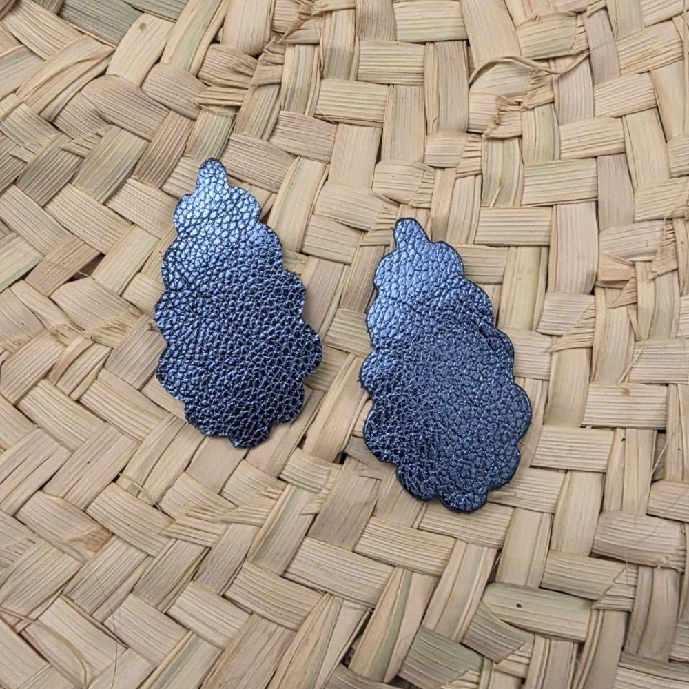 Gouttes en cuir dentelées ( ton bleu jeans irisé°