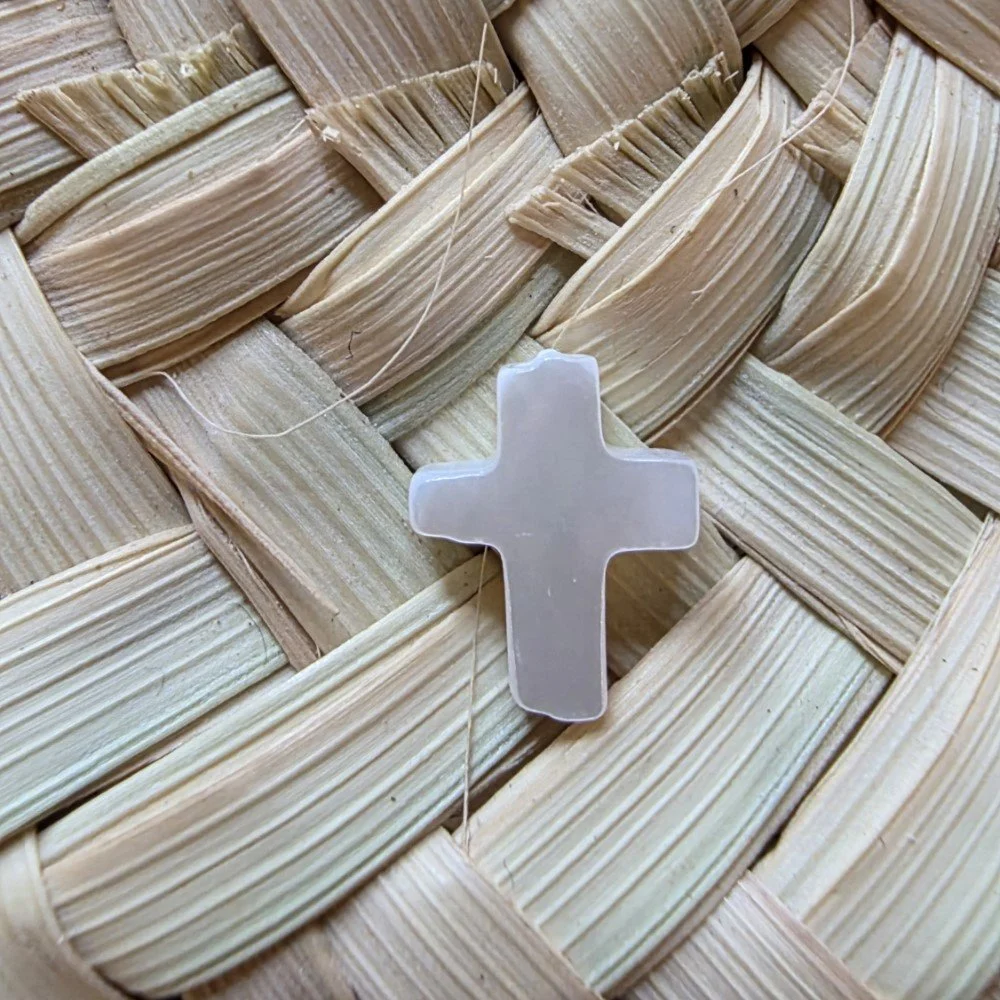 Petite Croix en Nacre