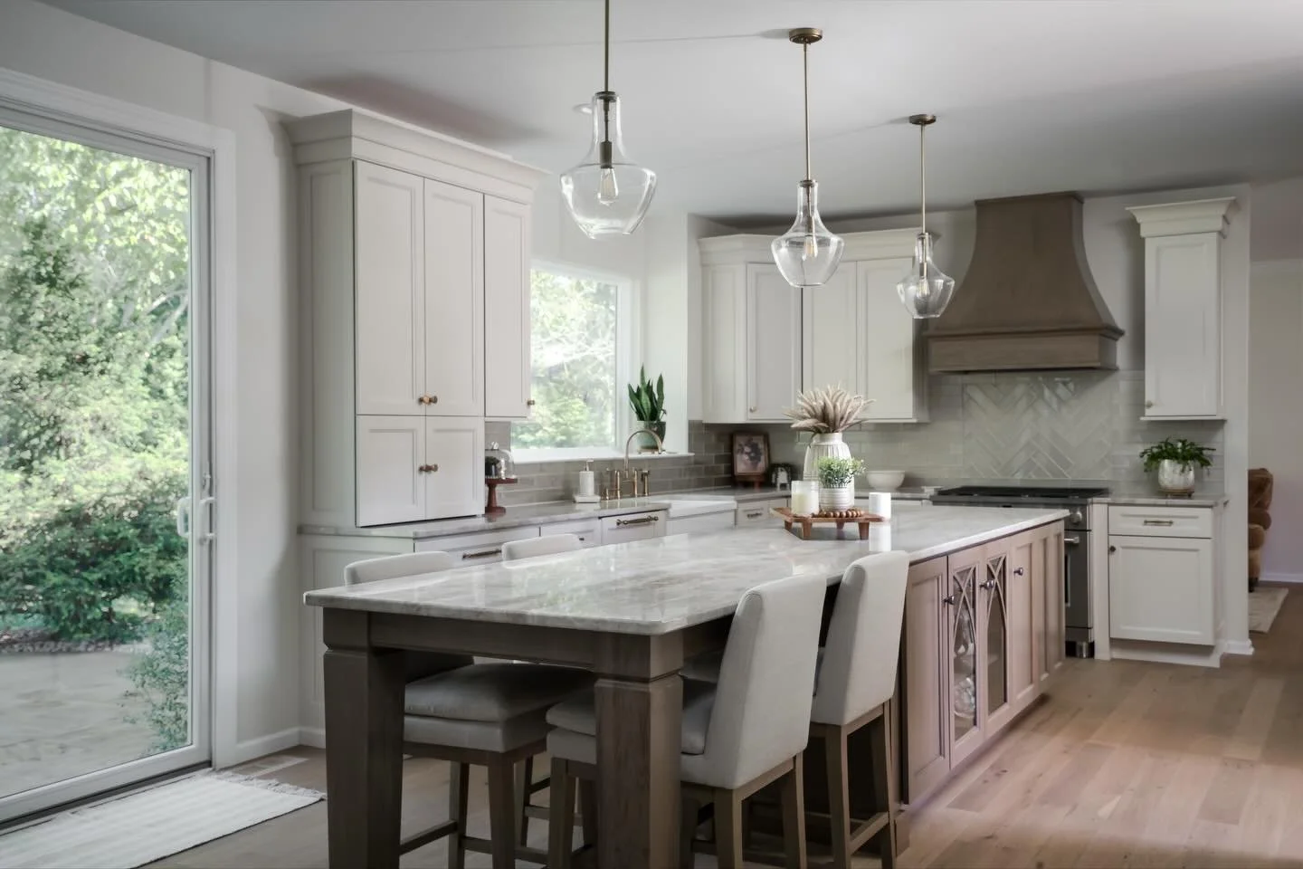 I&rsquo;m guessing some have already started the kitchen prep for the Thanksgiving holiday.

Some calm clean kitchen views before the storm.

Enjoy!

All photos shot and copyrighted by @willventuresphoto please reach out for licensing info.
.
.
.
.
,