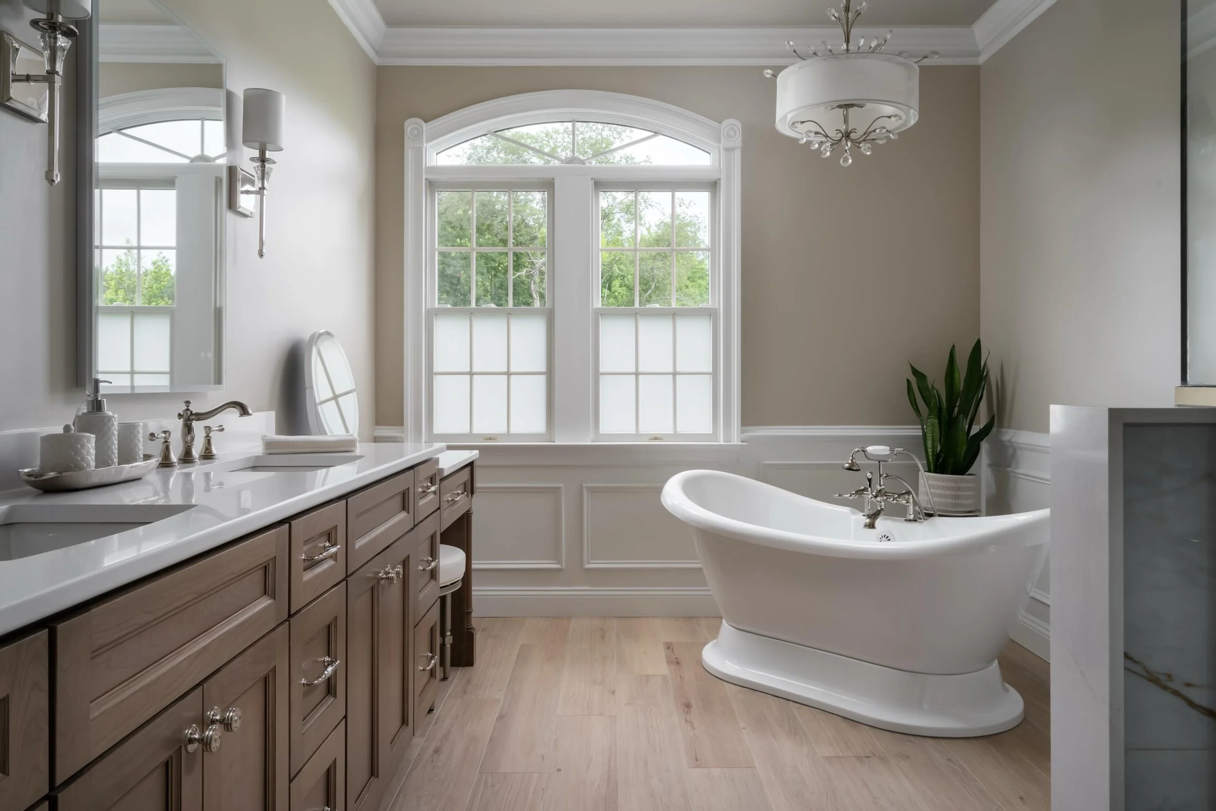 Natural light, fine details, and a space designed to enjoy.

A beautiful blend of warmth, texture, and classic craftsmanship in this inviting primary bath.

Design | Build: @ayars_complete 

Photos shot and copyrighted by @willventuresphoto please re