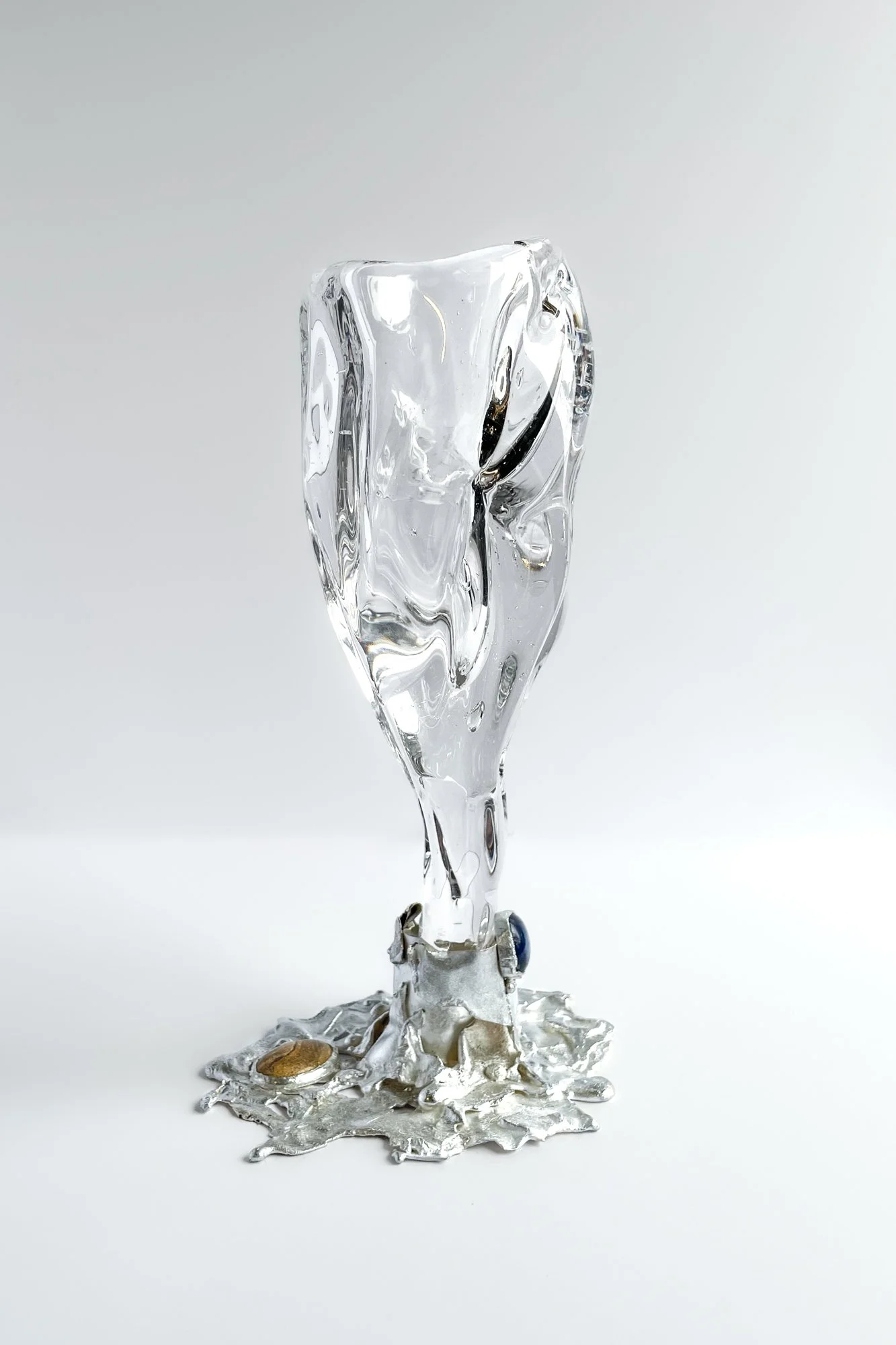 Szkło Studio_Lindsey Fontijn_Goblet #05_2023_pic 2.jpg