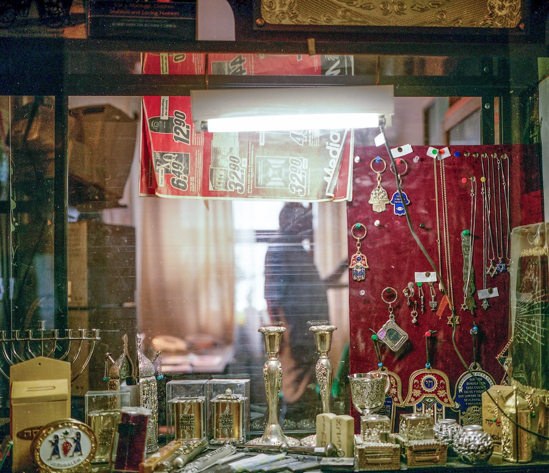 “It felt strange to be in the synagogue that my family used to go.”