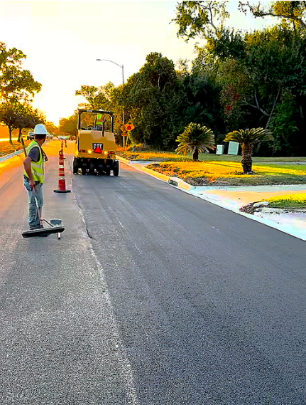Asphalt Overlay for City of Houston - N MacGregor Way BLVD