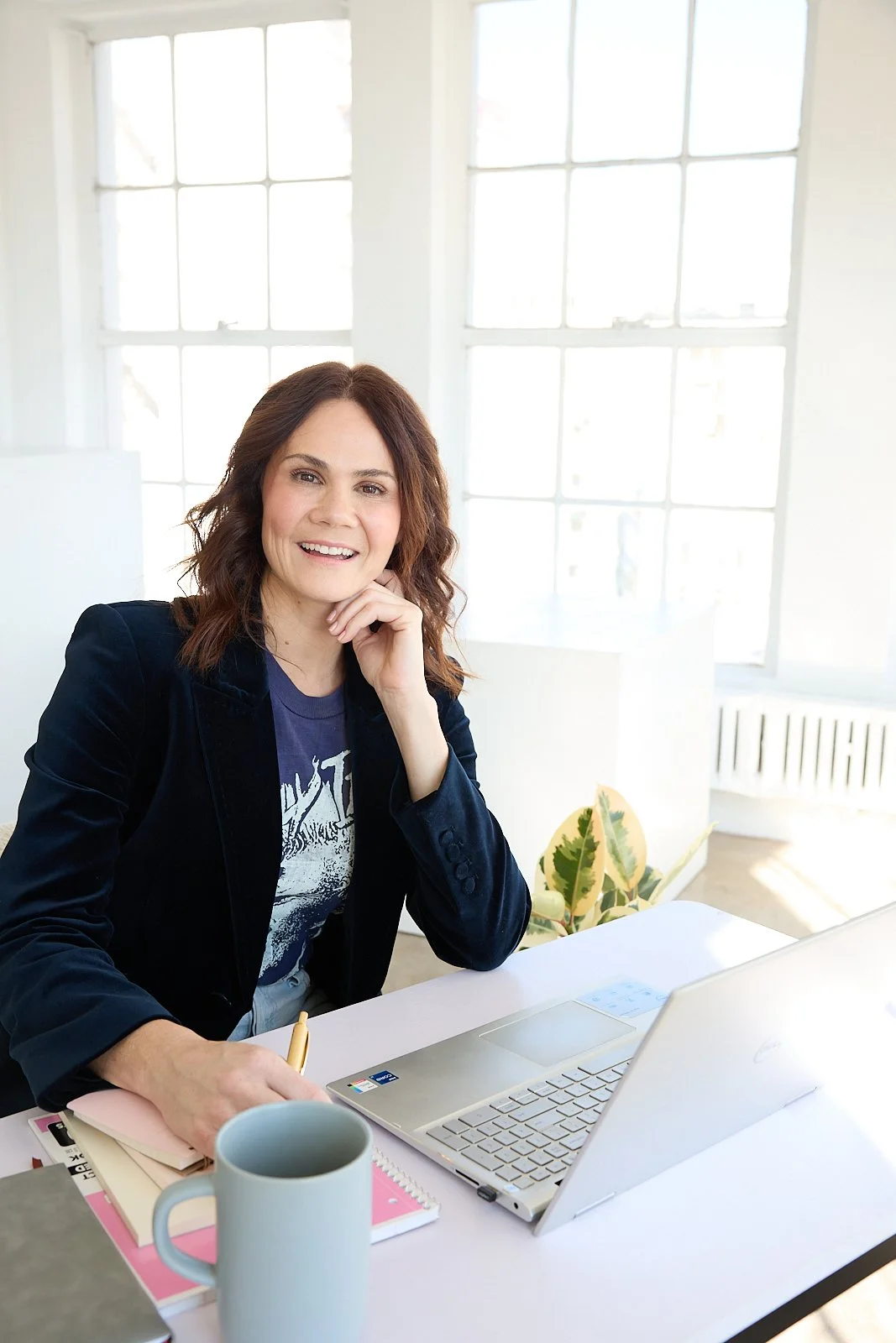 Neurodivergent-affirming therapist