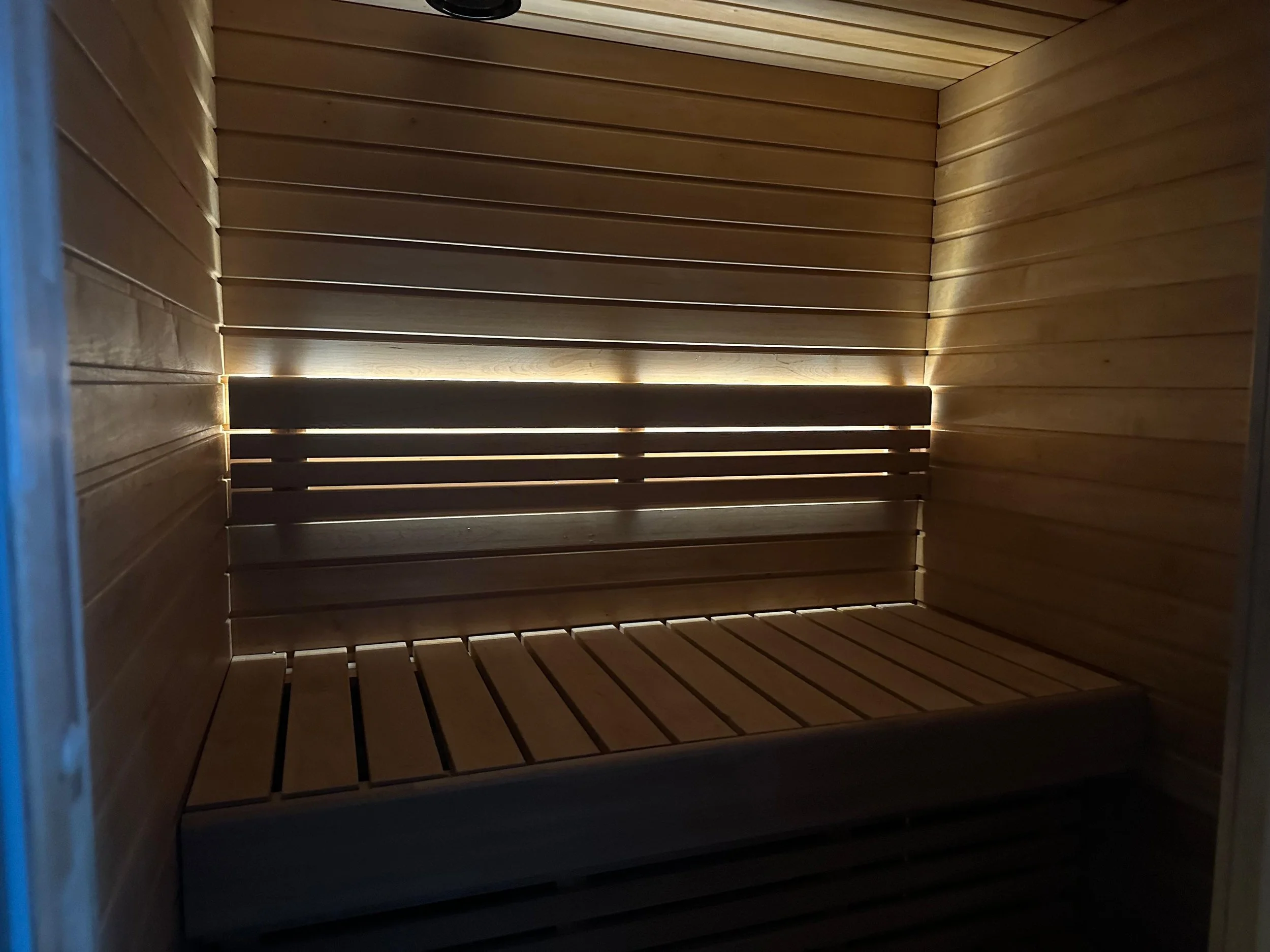 Valaisimet asennukset sauna sähkötyöt